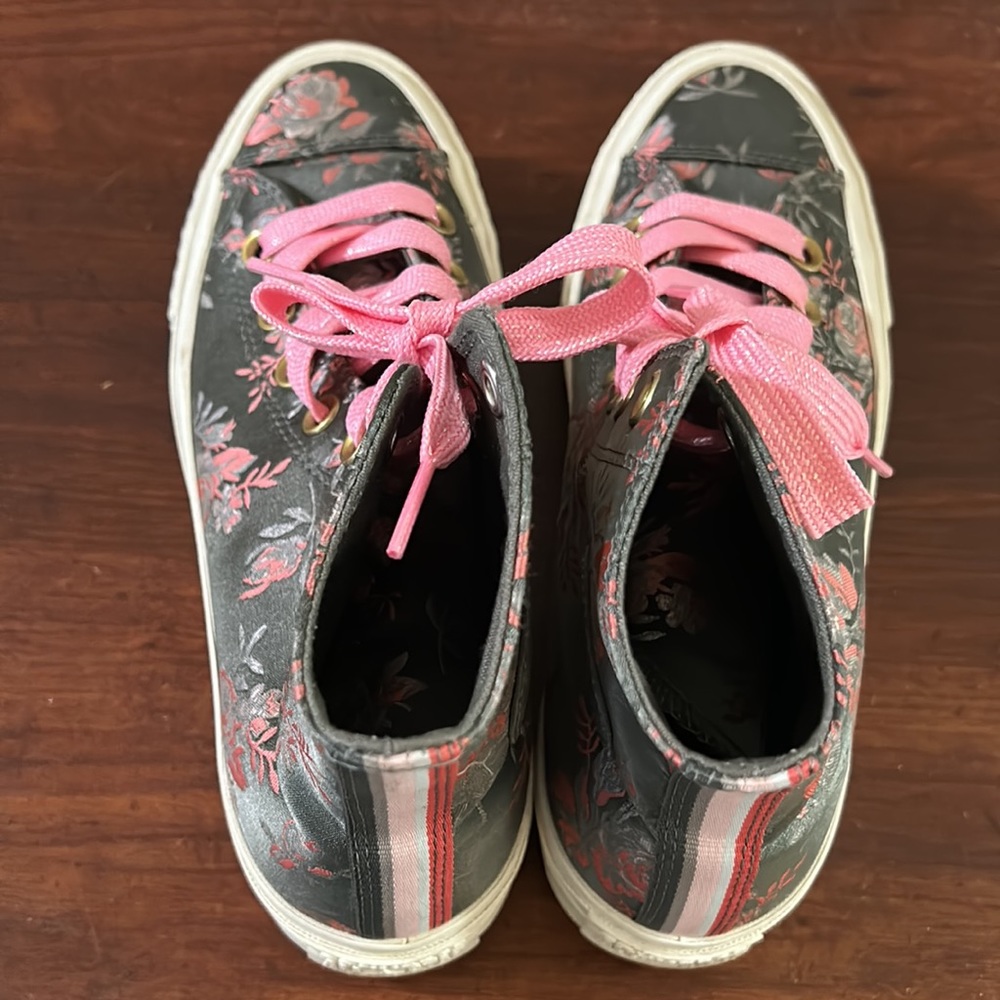 Floral Pink Lace Ripple Platform Converse - Picture 7 of 9